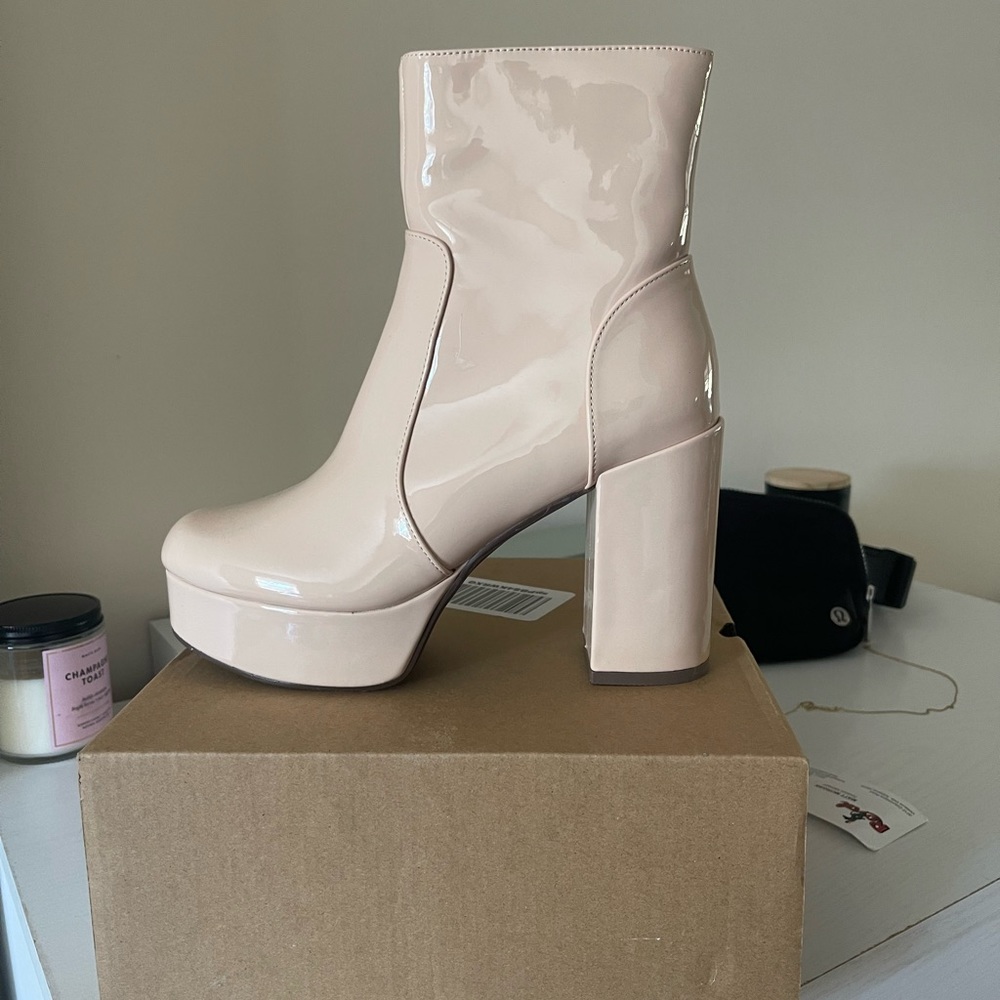 Women’s Platform Boots